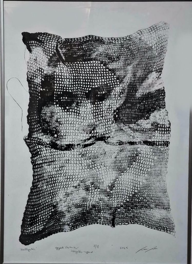 Laura Laviv: Silence, crocket print on paper, 50x70 cm, 2025